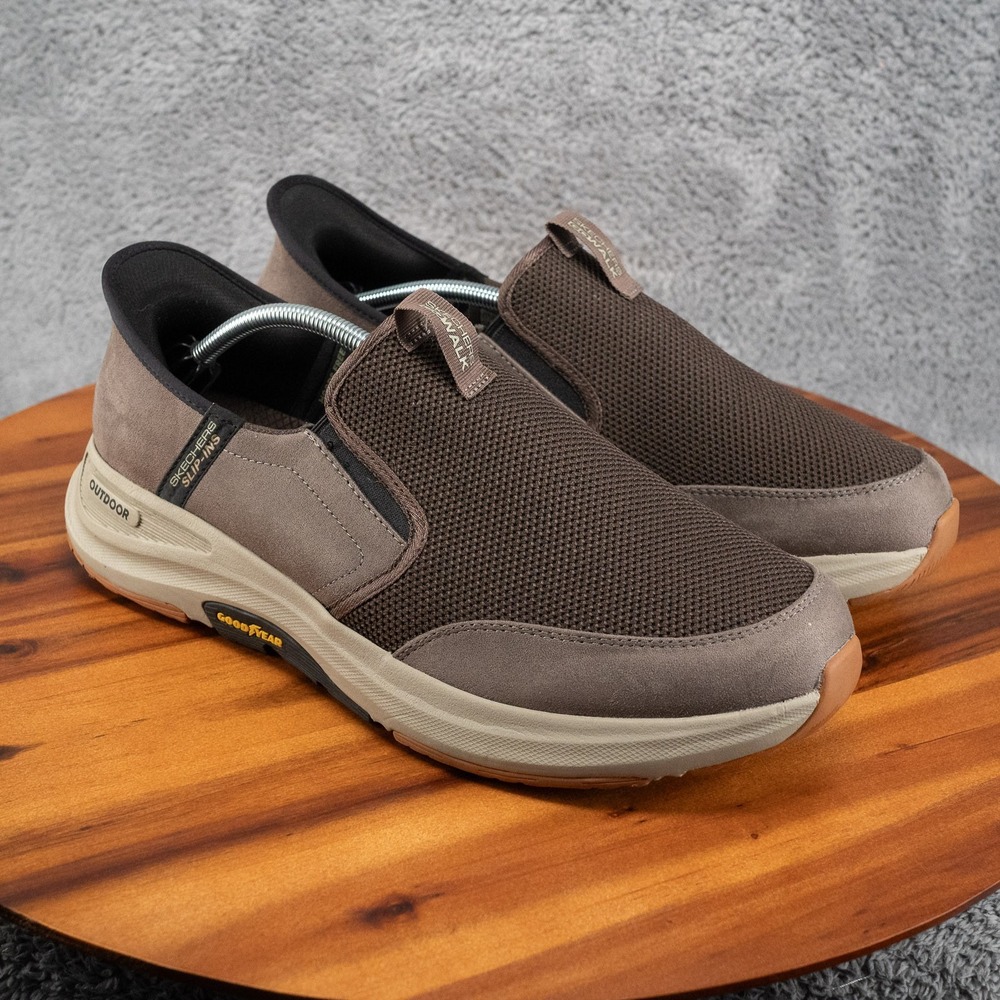 SKECHERS Performance Go Walk Outdoor Mens Size 13 Hands Free Slip-Ins